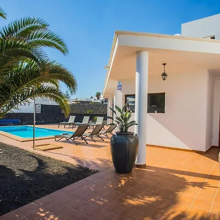 Witha - Villas Blancas Villa